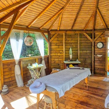 Le Parc Aux Orchidees Villa Поант-Ноар Екстериор снимка